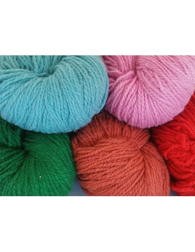 Červená priadza zo 100% ovčej vlny